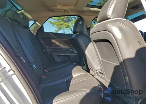 2019 Jaguar Xj R - Sport z USA, uszkodzony, nr VIN SAJWA1C72K8W21171